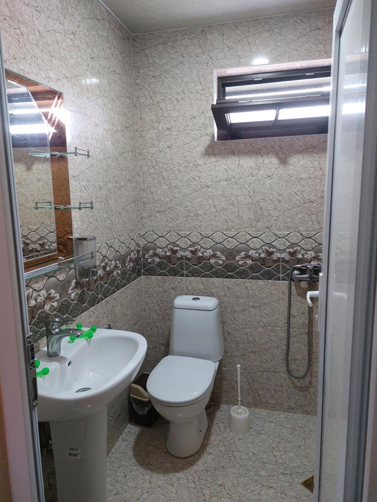 Sunny House Kobuleti Hotell Rum bild